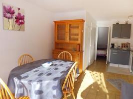 Rental Apartment Les Christophines - Cabourg, 1 Bedroom, 4 Persons Екстер'єр фото